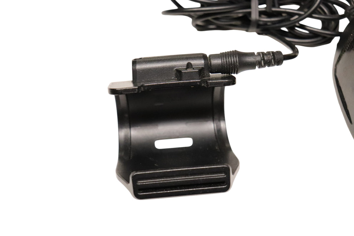 Front view of Garmin DC40 charging clip